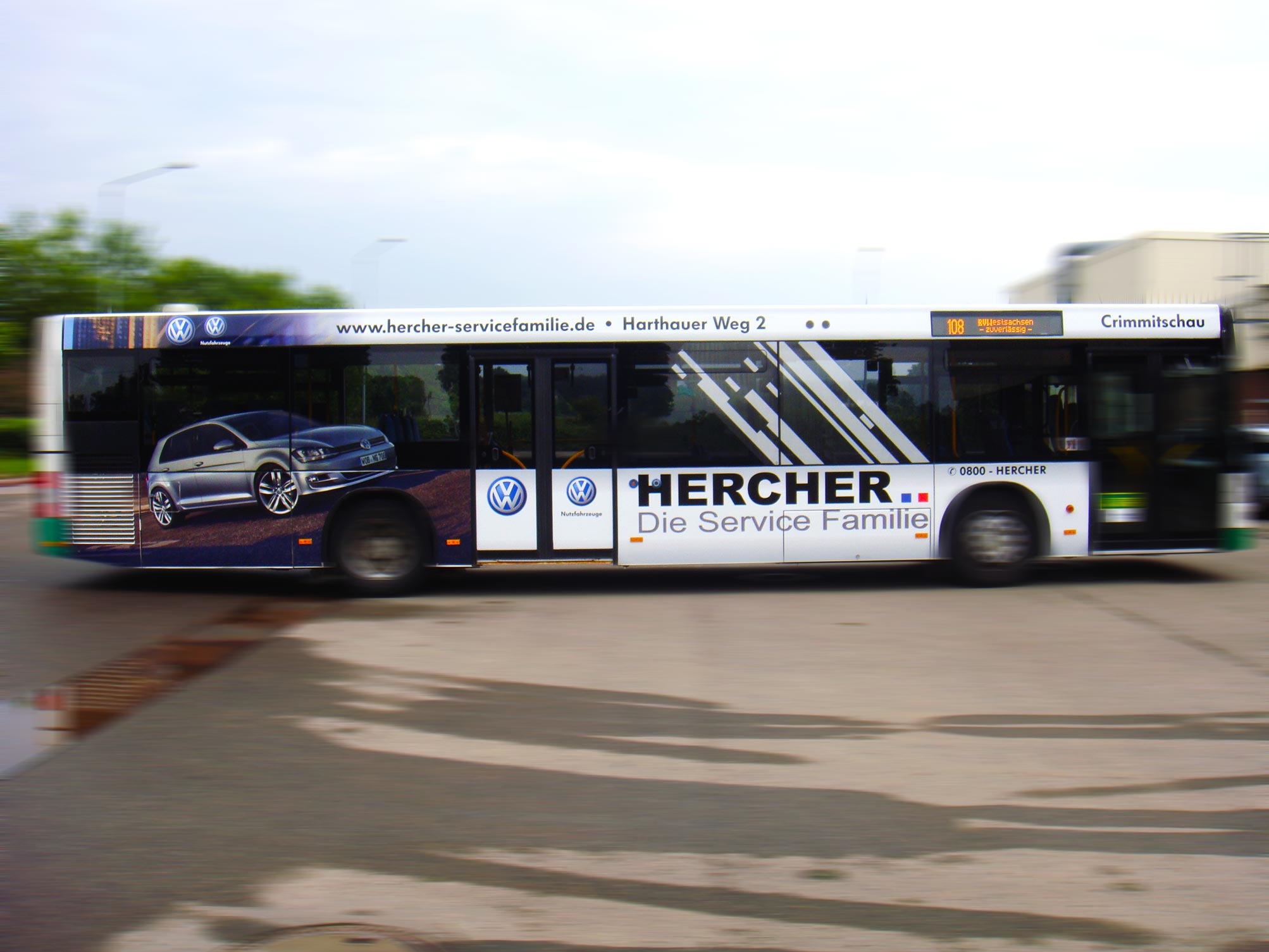 Buswerbung -VW Hercher - Einstiegseite