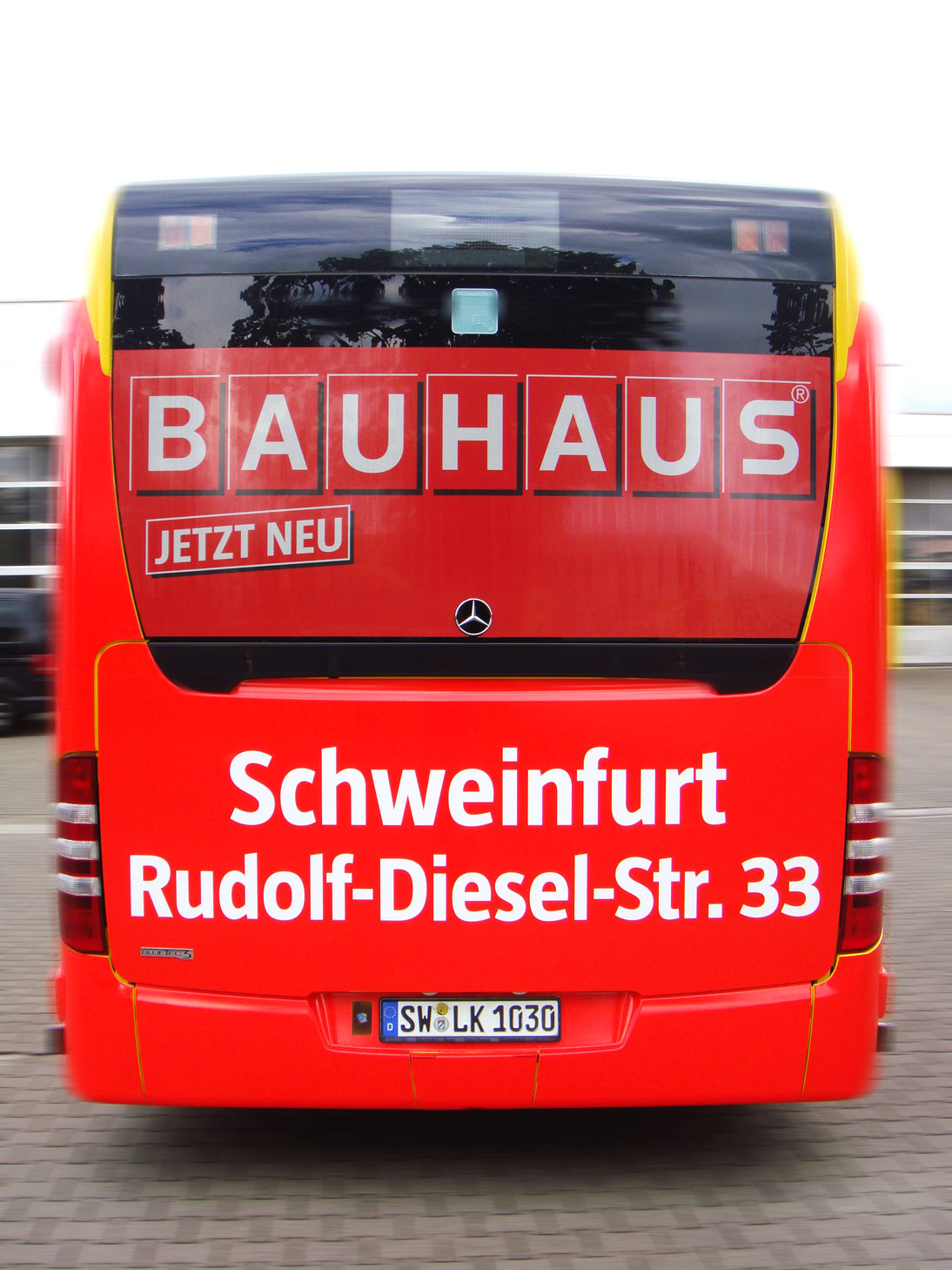 Buswerbung - Bauhaus - Heck