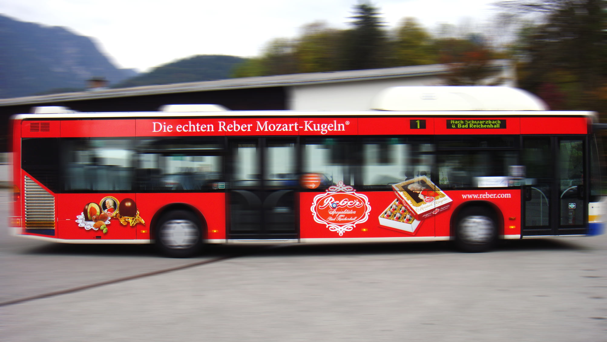 Buswerbung - Reber Mozartkugeln - Einstiegseite