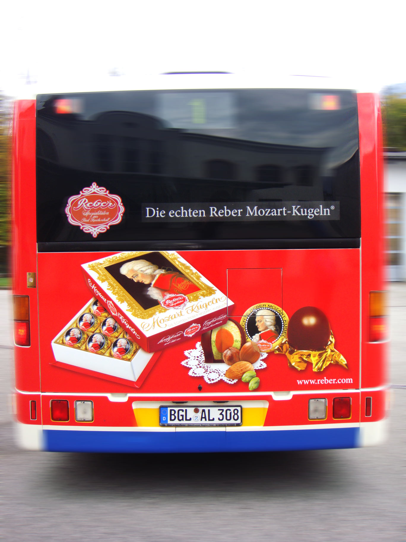 Buswerbung - Reber Mozartkugeln - Heck